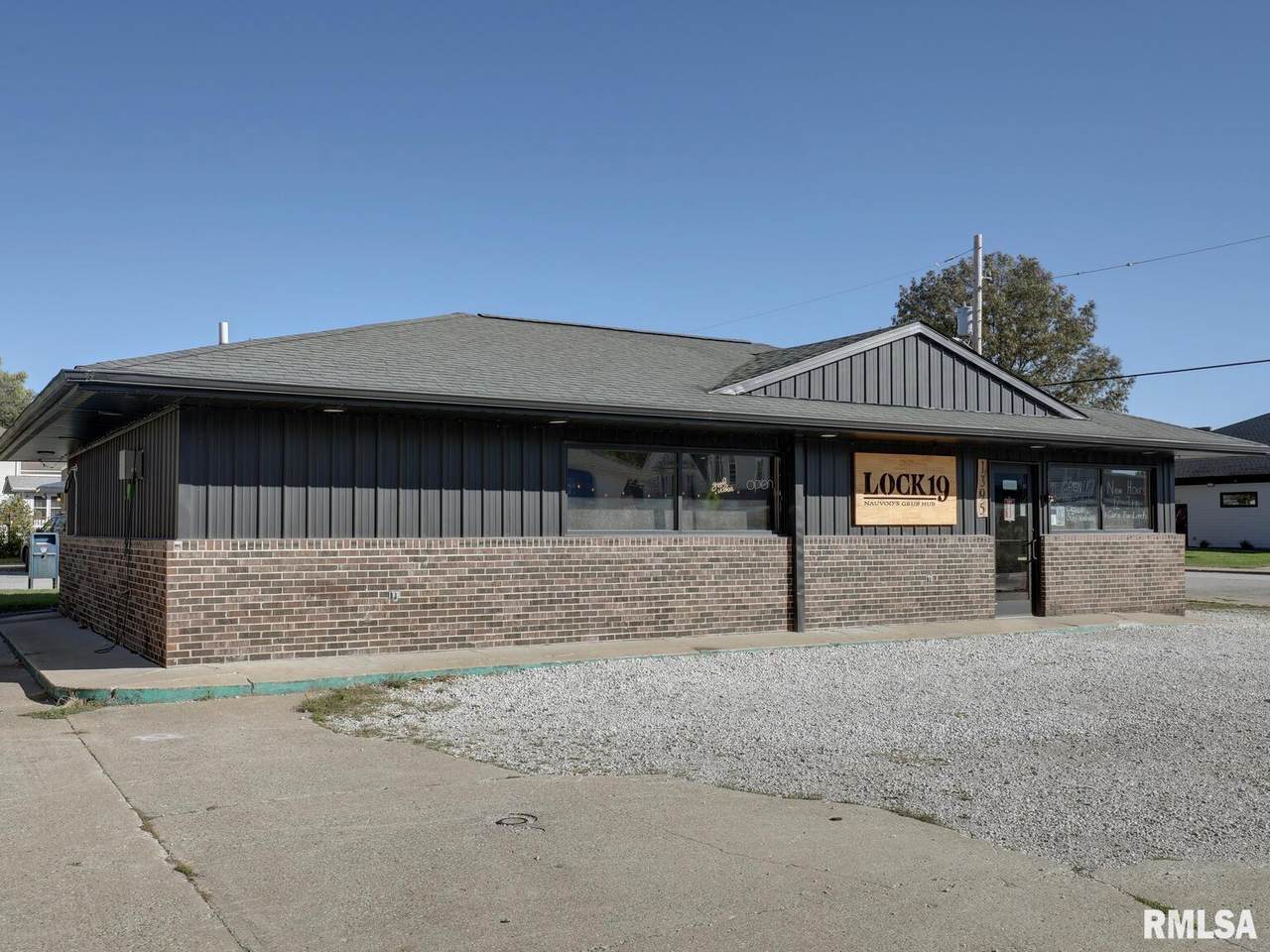 1395 Mulholland Street - Photo 1