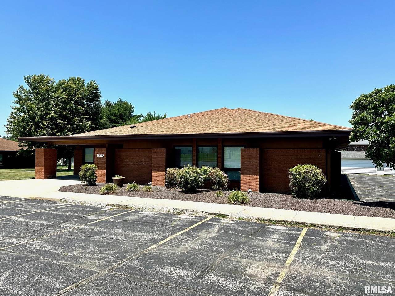 1602 Lafayette Avenue - Photo 1