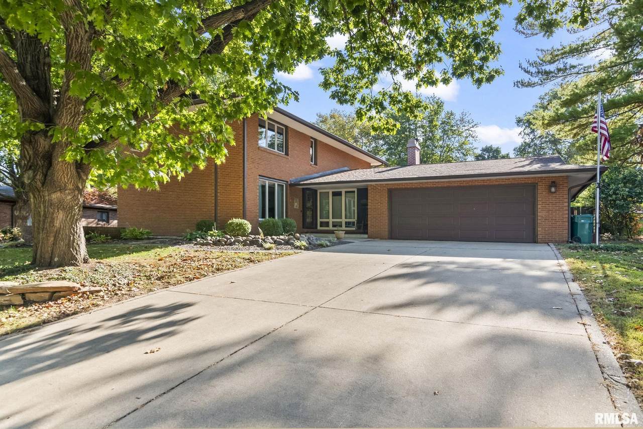 2316 Willemore Avenue - Photo 1