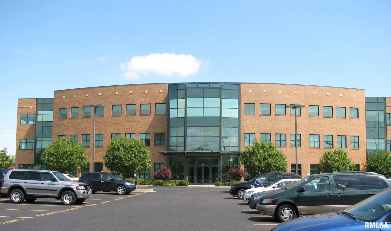 3161 White Oaks Drive - Photo 1