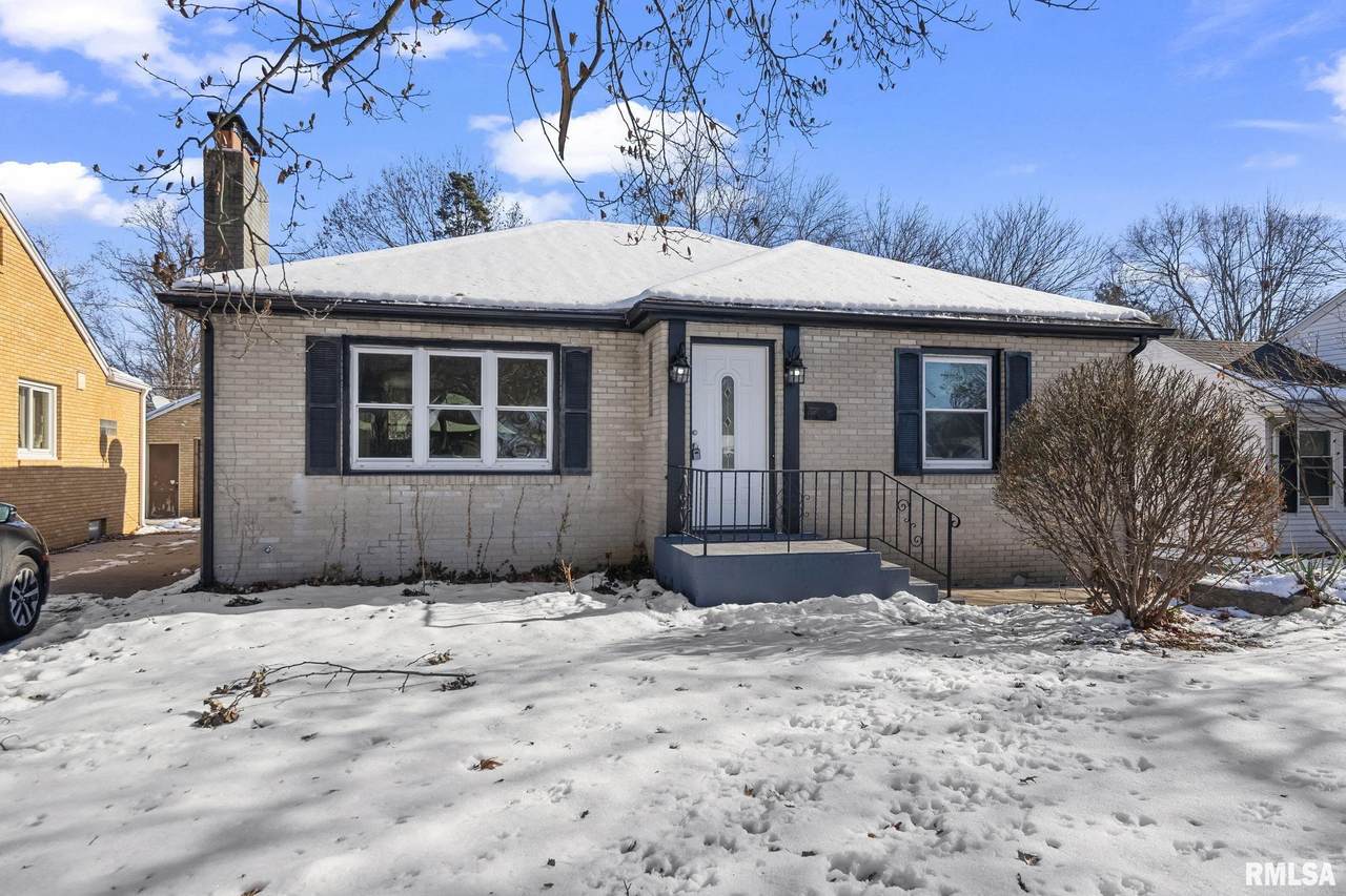 2308 Walnut Street - Photo 1