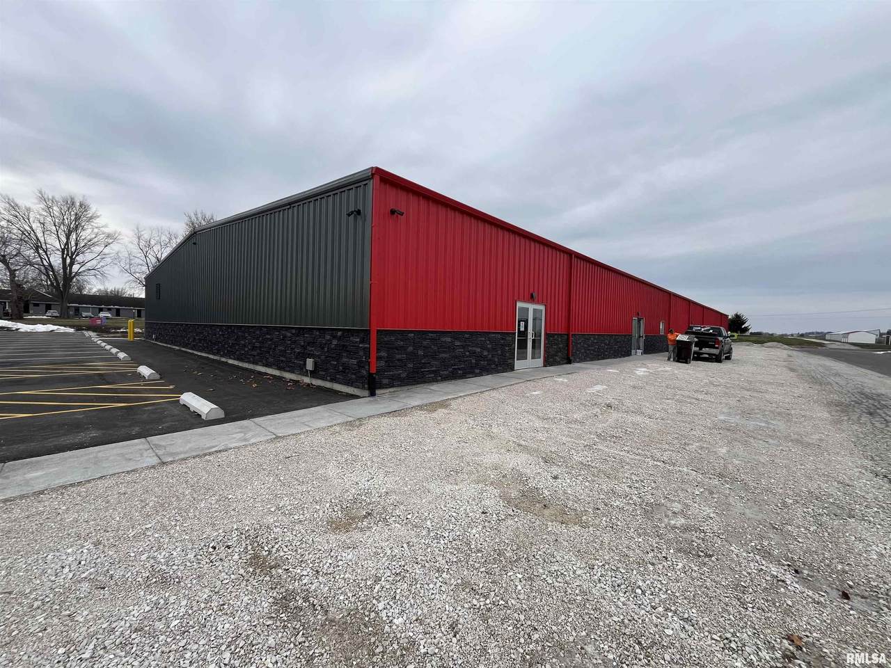 915 Superior Street - Photo 1