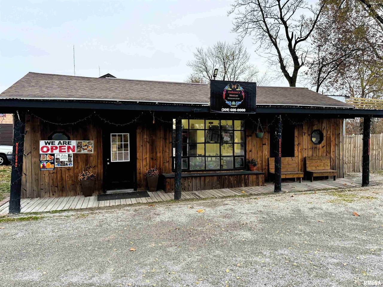 203 Oak Street - Photo 1