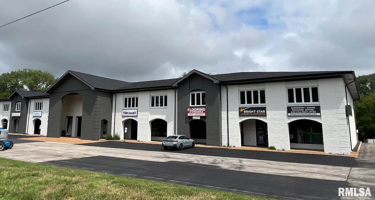 2205 Wabash Avenue - Photo 1