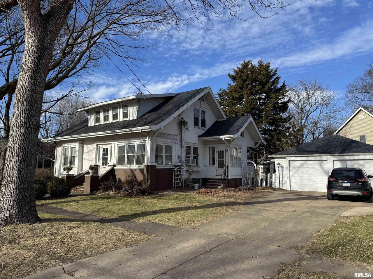 210 Madison Street - Photo 1