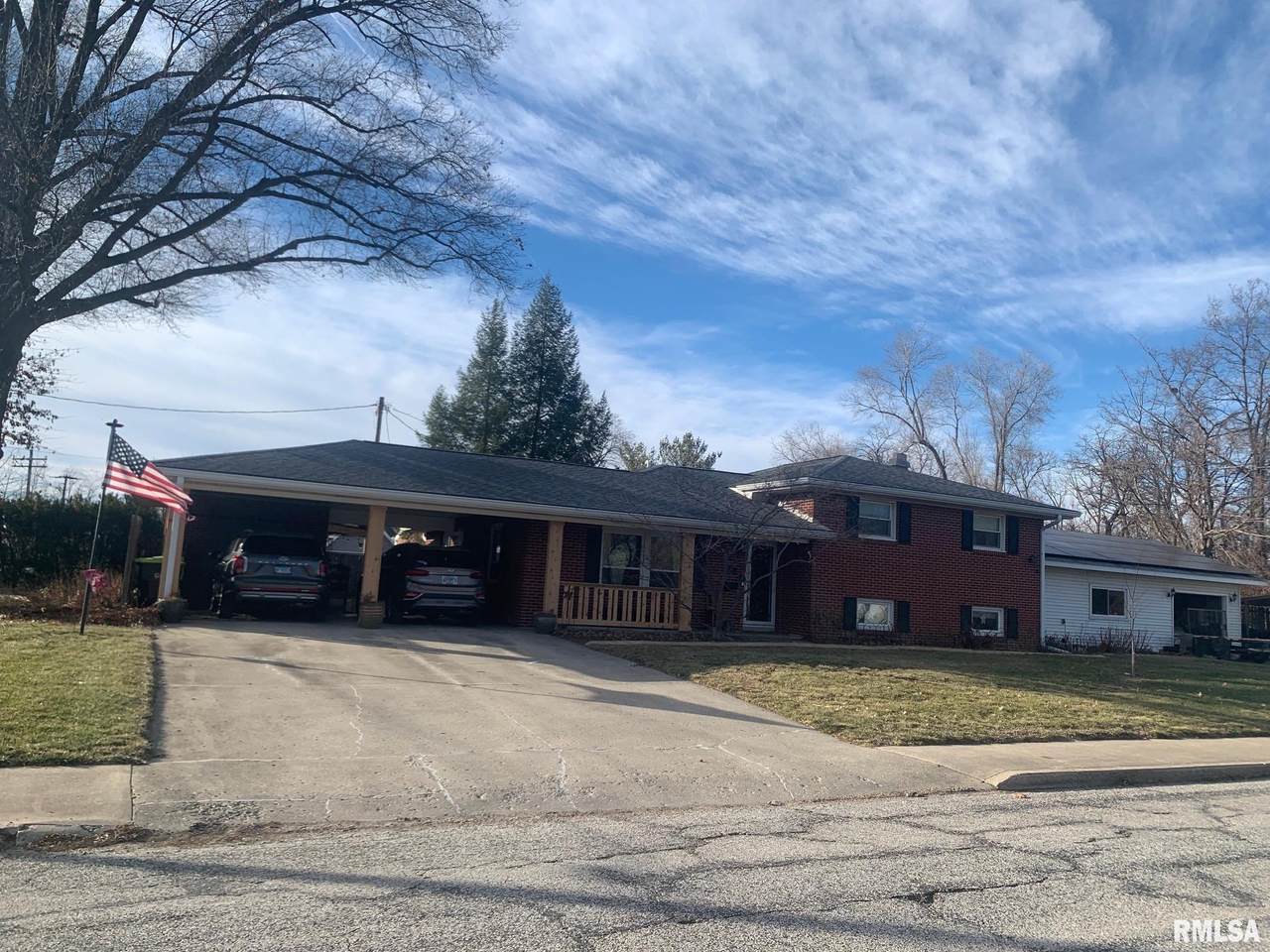 215 Brown Street - Photo 1