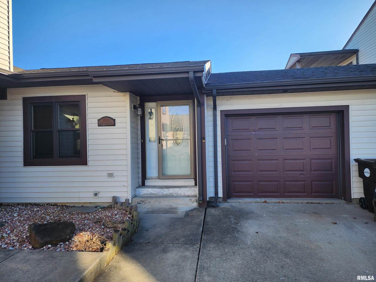 2344 Railsplitter Avenue - Photo 1