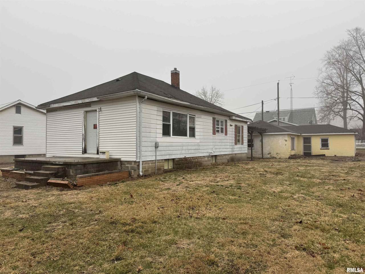 1008 3RD Street - Photo 1