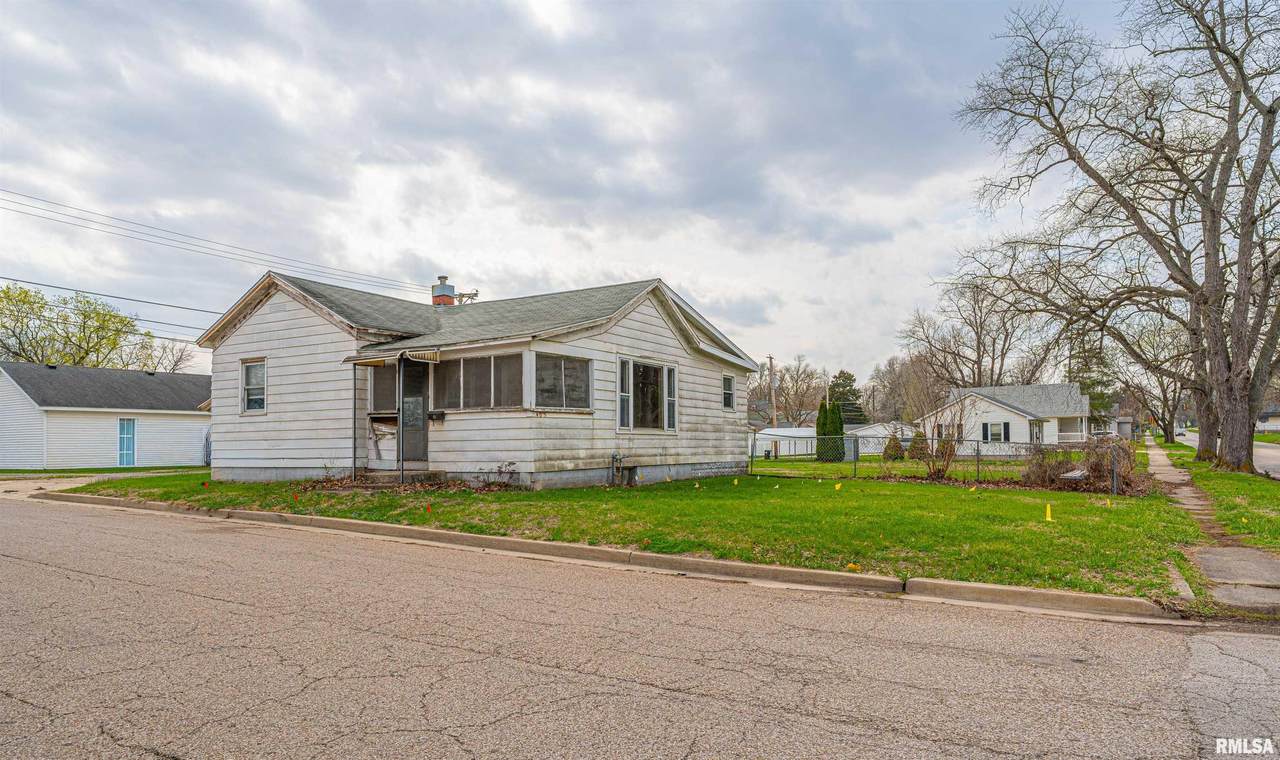 405 5TH Street - Photo 1