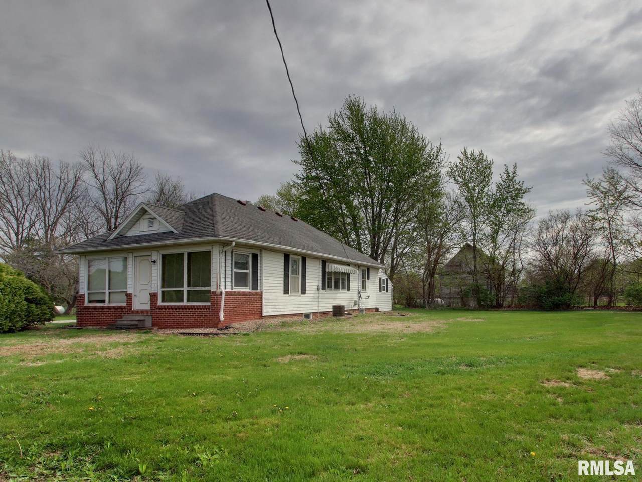 2201 & 2203 Johnson Street - Photo 1