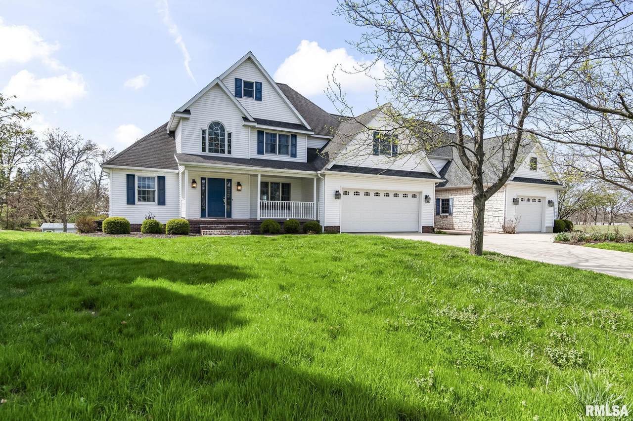 2407 Eastwood Drive - Photo 1