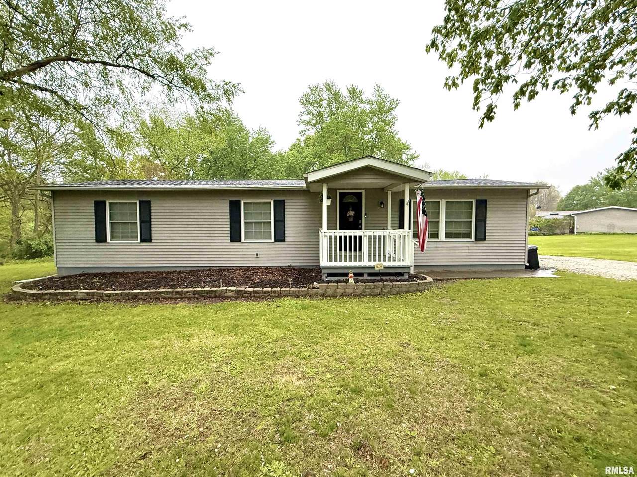 481 Greenbriar Court - Photo 1