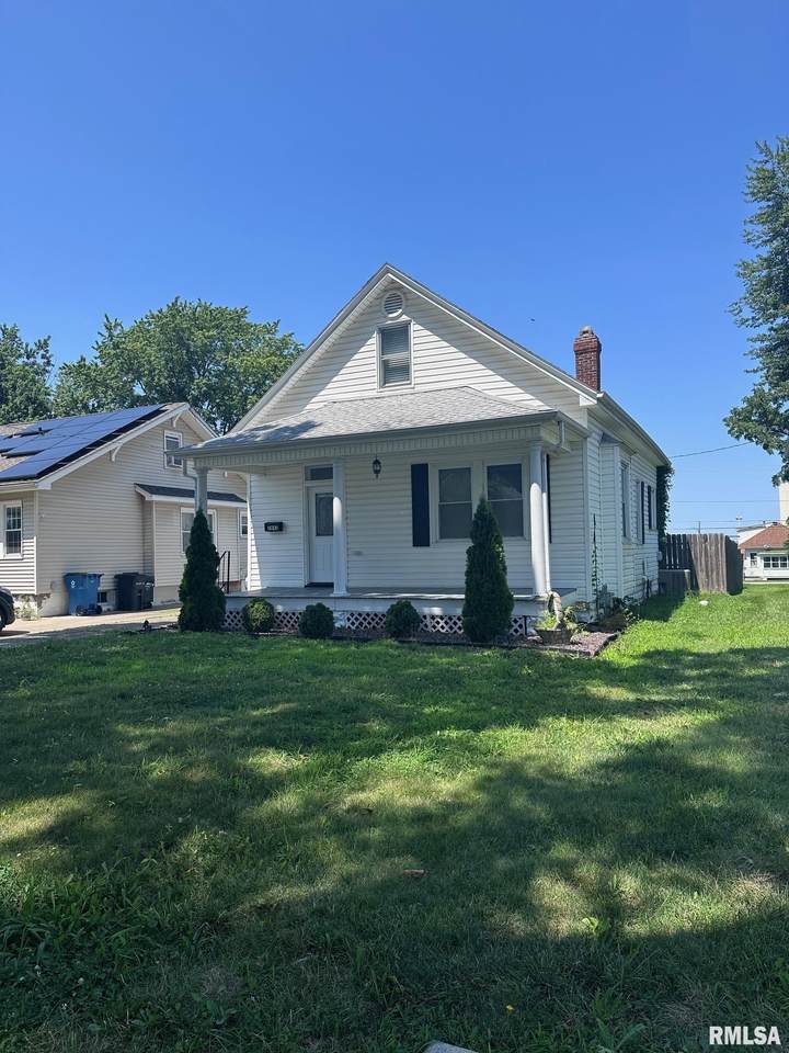 2843 Elm Street - Photo 1