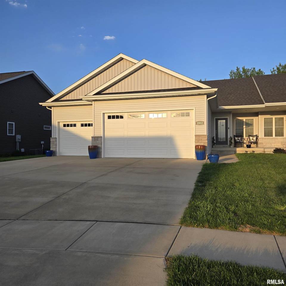 1512 Balfour Drive - Photo 1