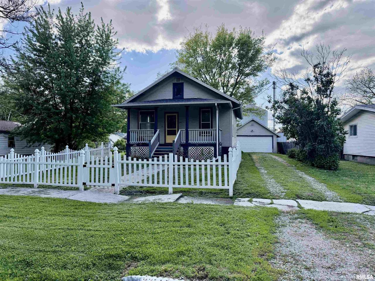 215 Fulton Street - Photo 1