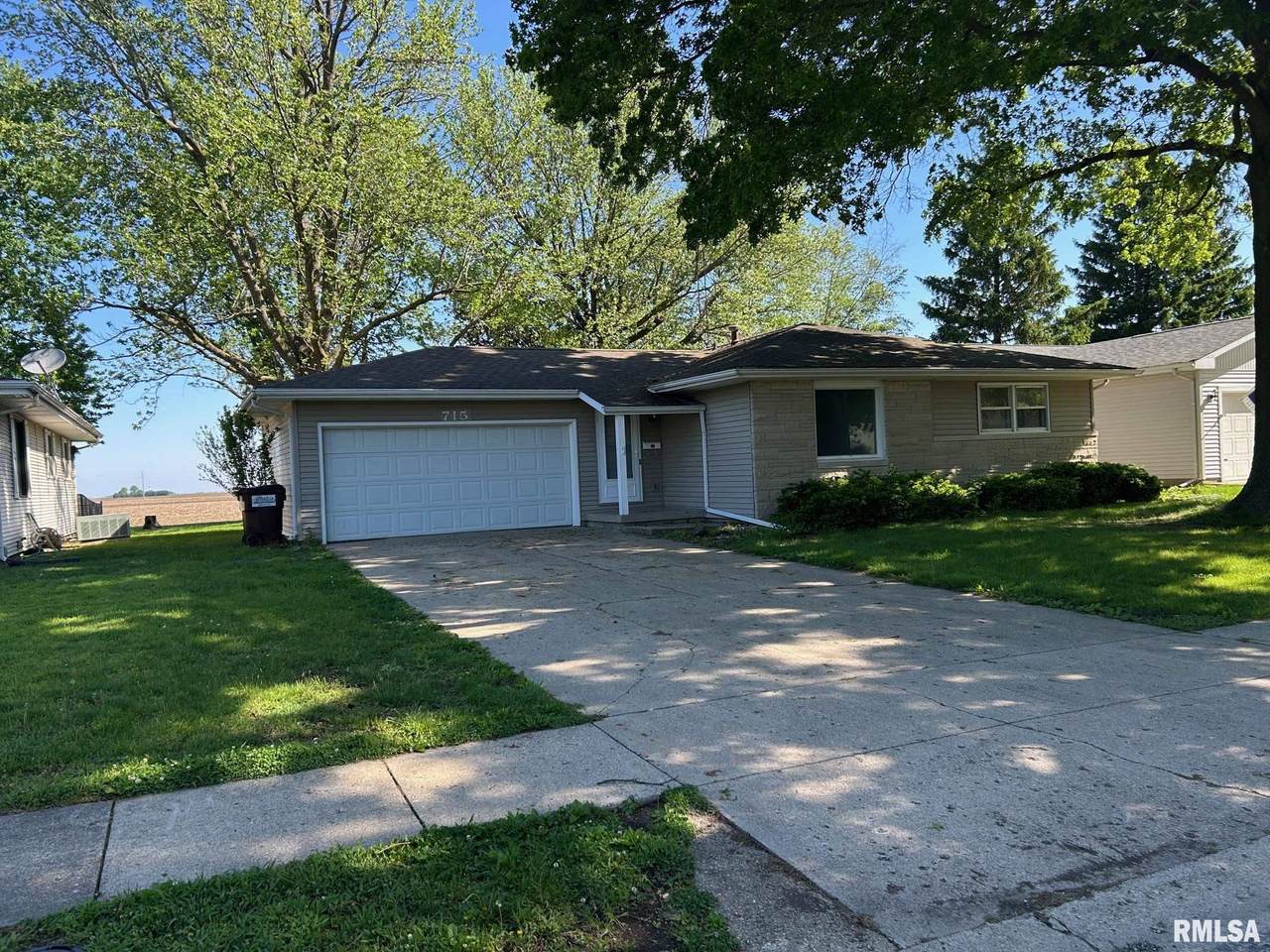 715 Heights Avenue - Photo 1