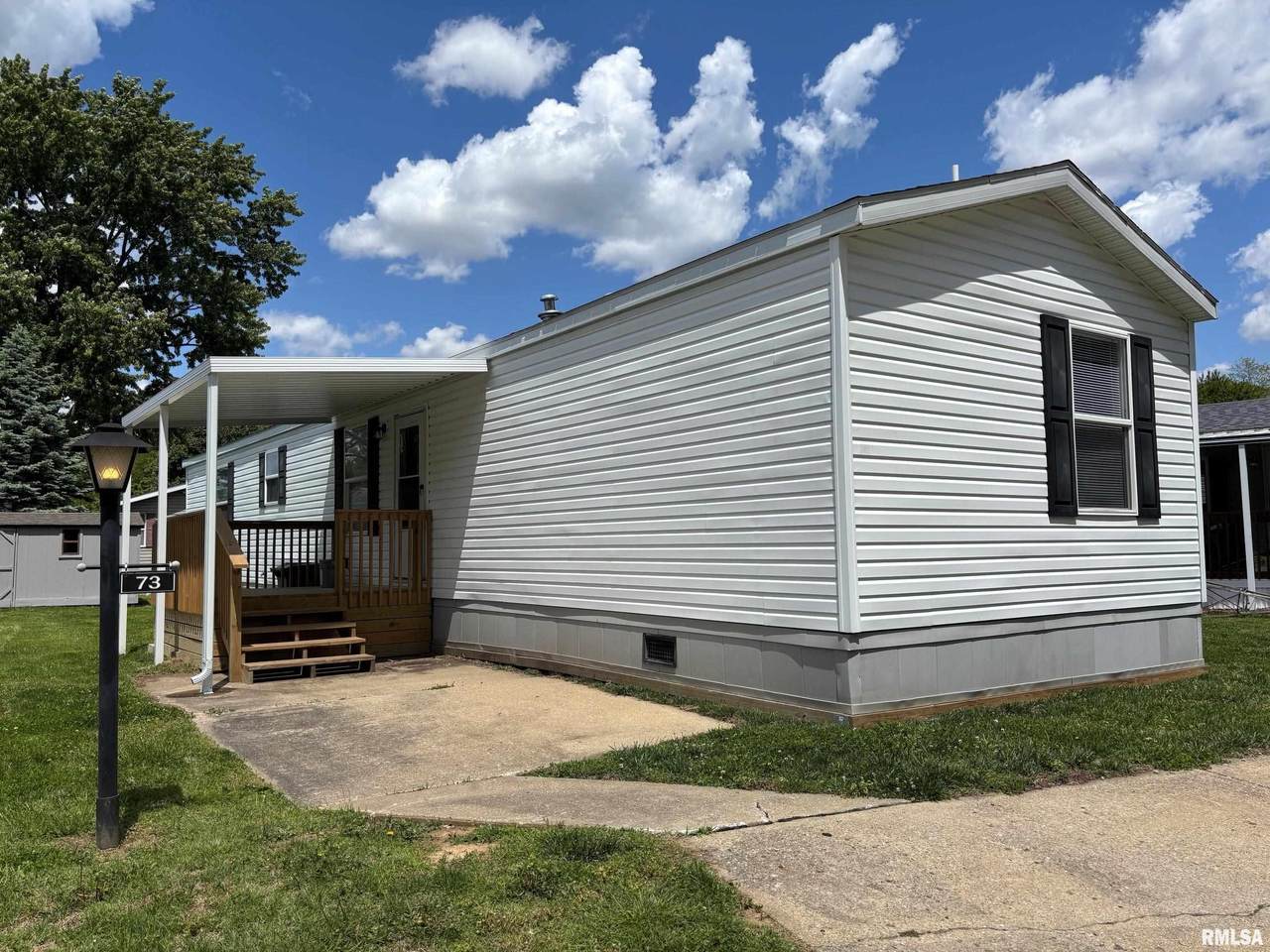 1515 Lincoln Avenue - Photo 1