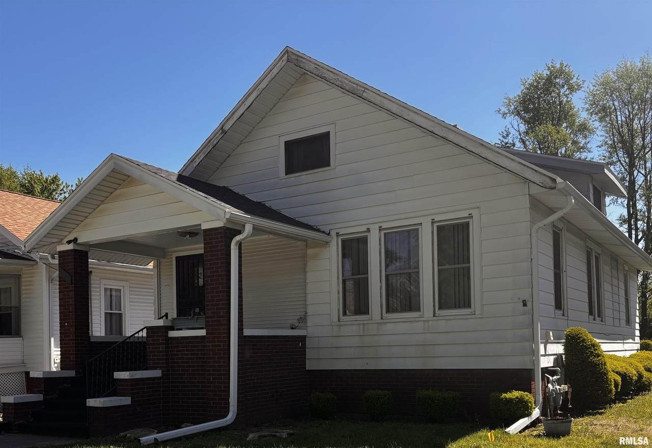 1267 Florence Avenue - Photo 1