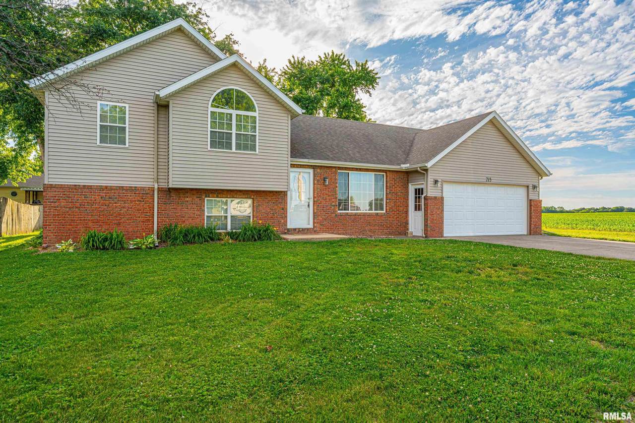 215 Geraldine Street - Photo 1