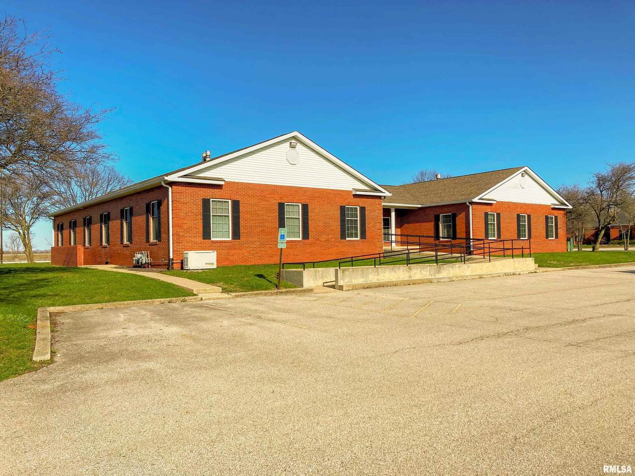 5221 6th Street Frontage Road East - Photo 1