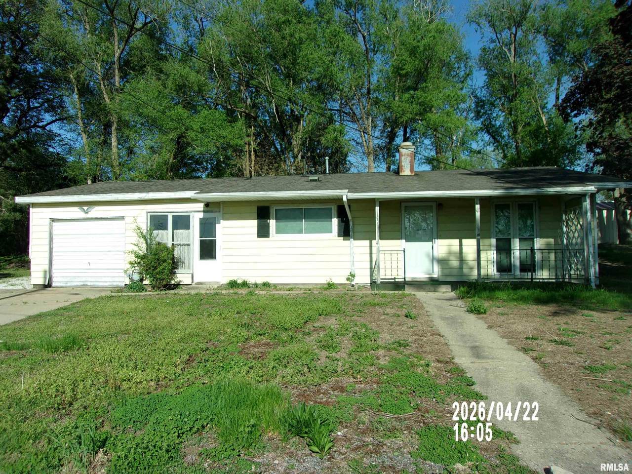 625 Sunset Court - Photo 1