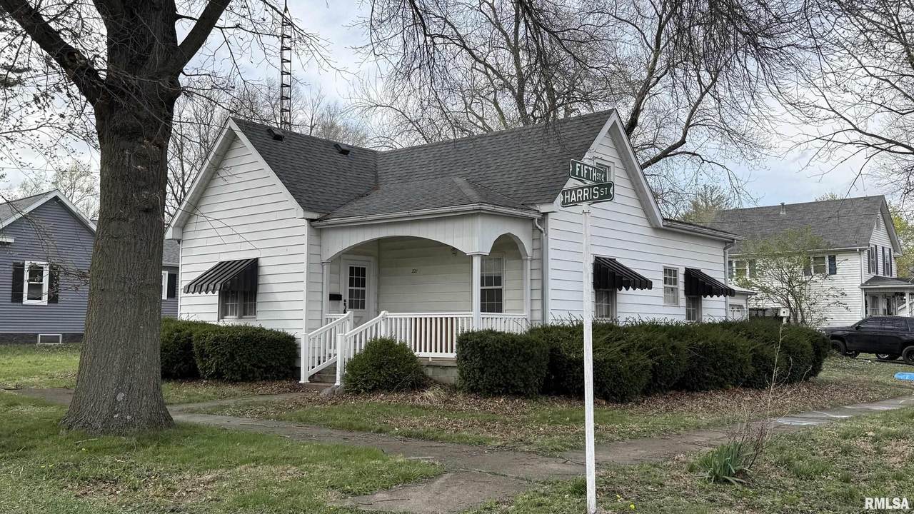221 Harris Street - Photo 1
