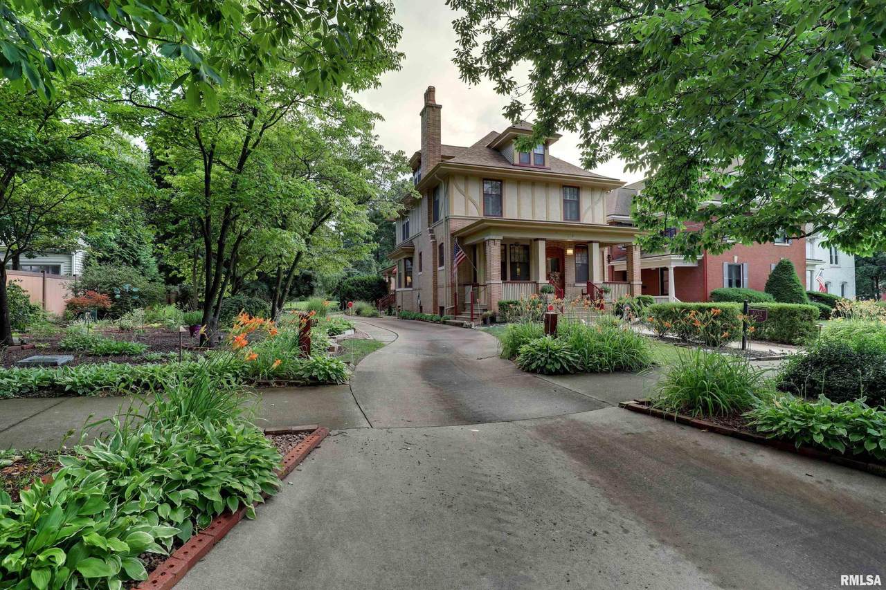 1632 York Street - Photo 1