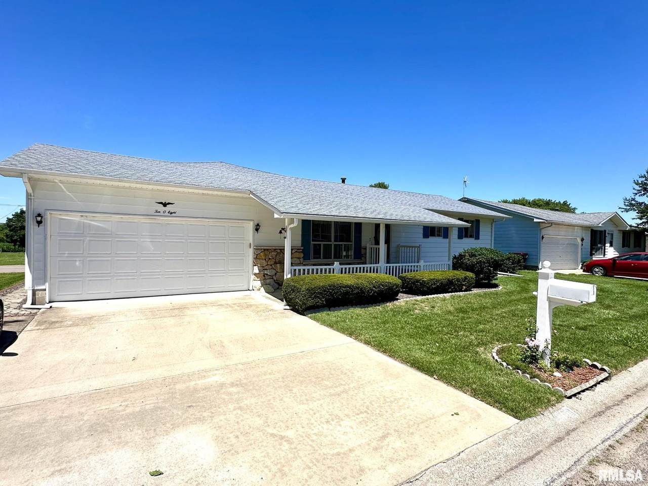 1008 Coronado Street - Photo 1