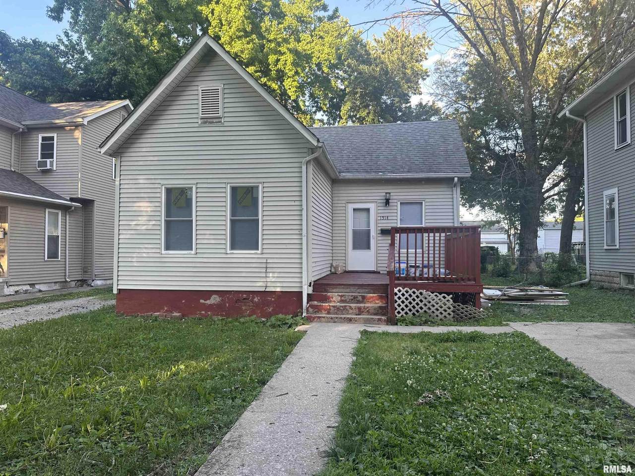 1514 8TH Street - Photo 1