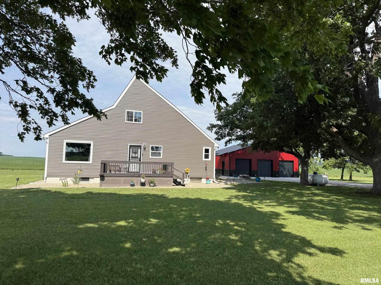 22953 Carter Street - Photo 1