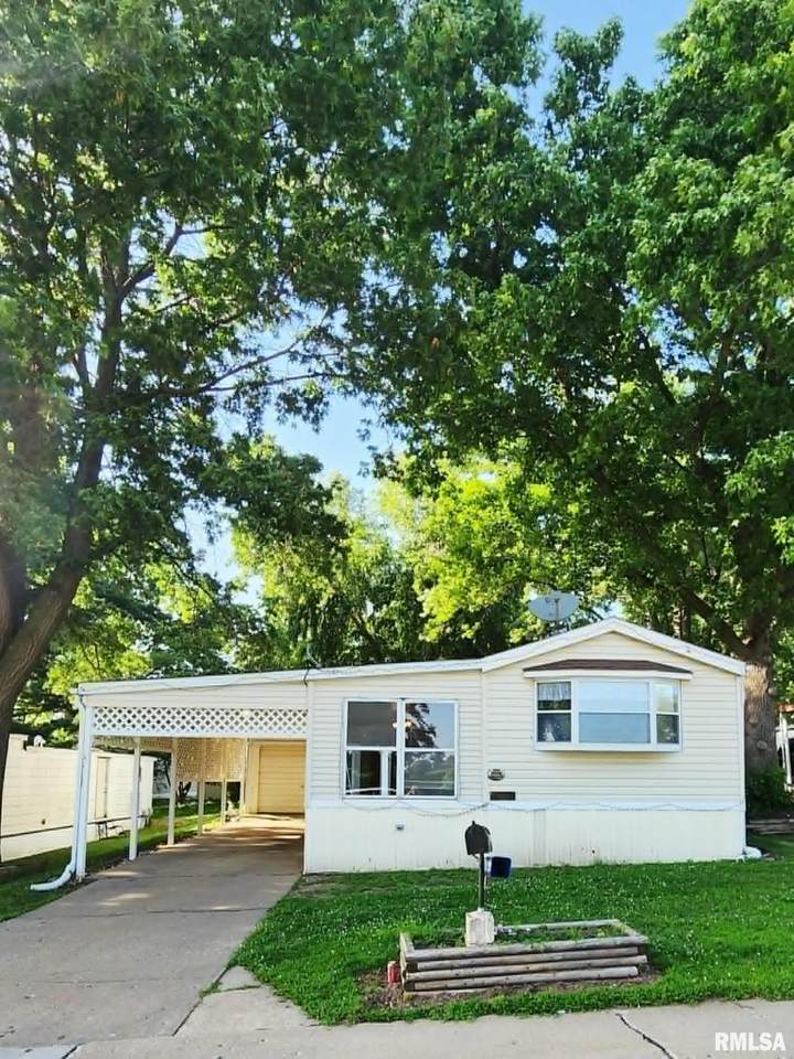 2119 Ennis Lane - Photo 1
