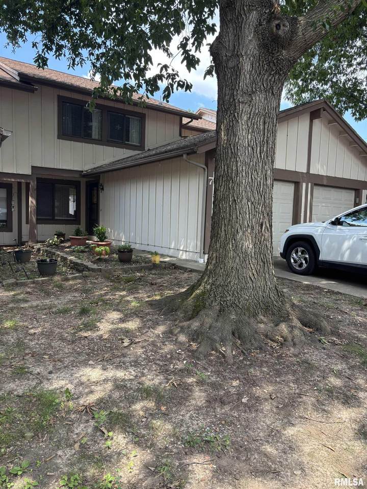 7 Whisperglen Lane - Photo 1