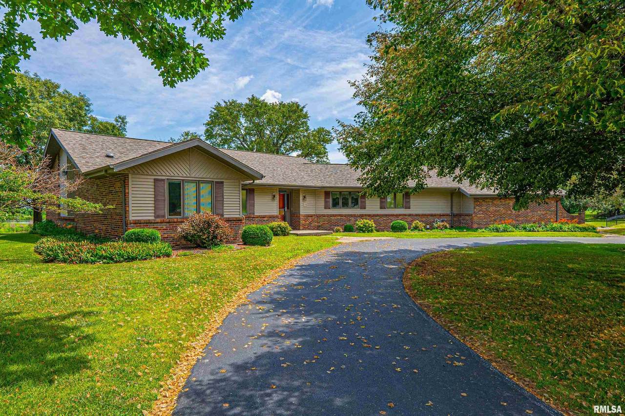 25 Lakewind Drive - Photo 1