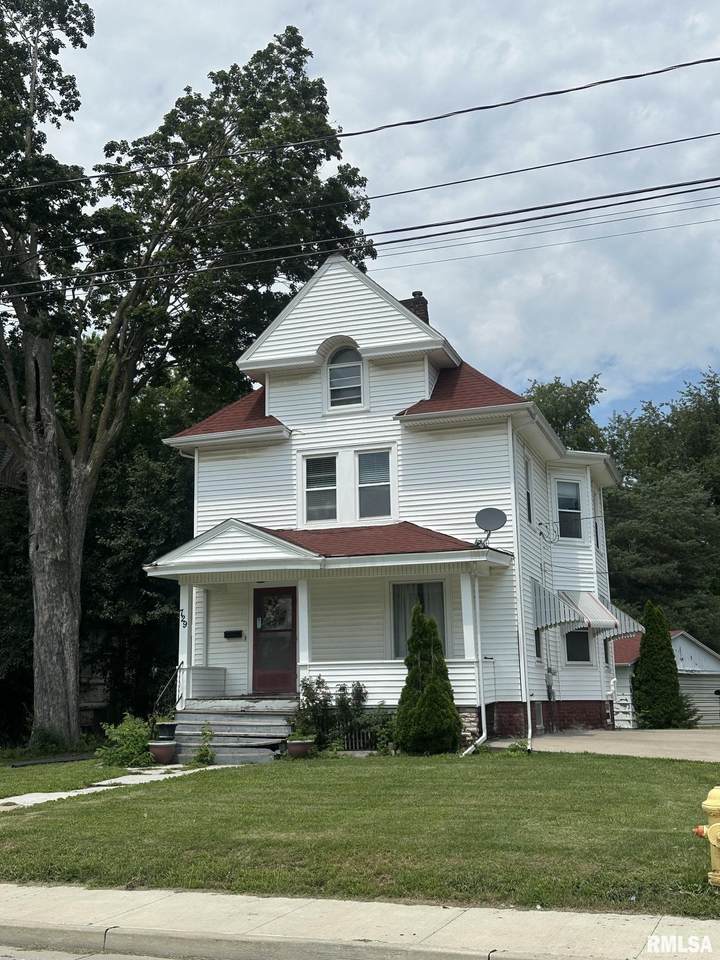 729 Monmouth Boulevard - Photo 1