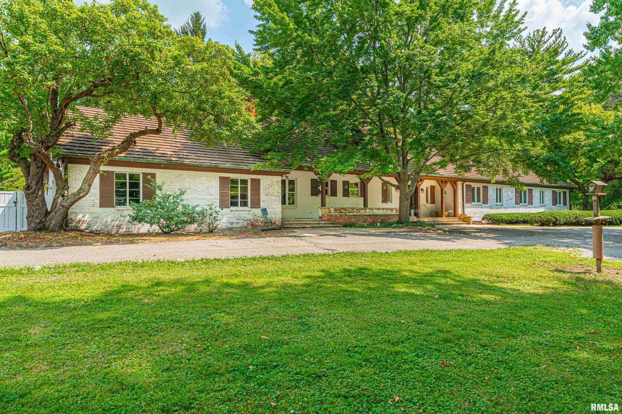 1 Greenwood Lane - Photo 1