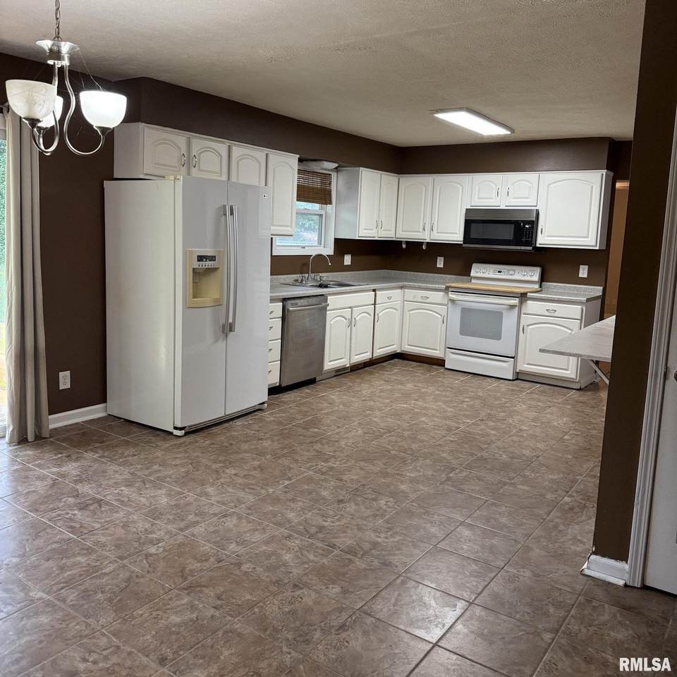 https://bt-photos.global.ssl.fastly.net/peoria/1280_boomver_1_CA1045788-1.jpg