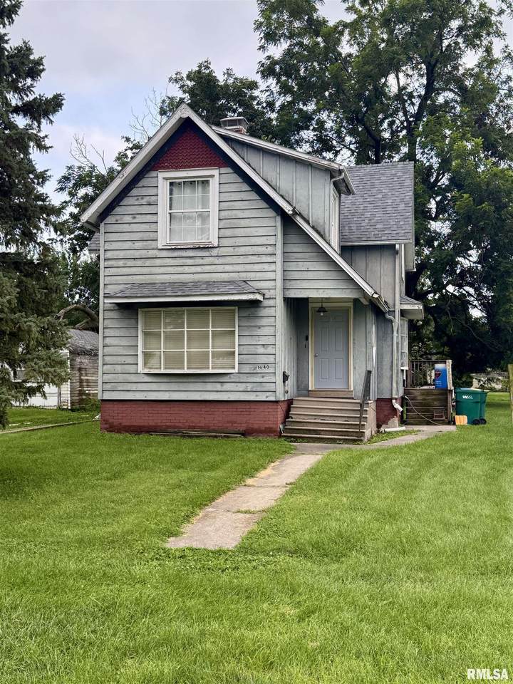 1040 Berrien Street - Photo 1
