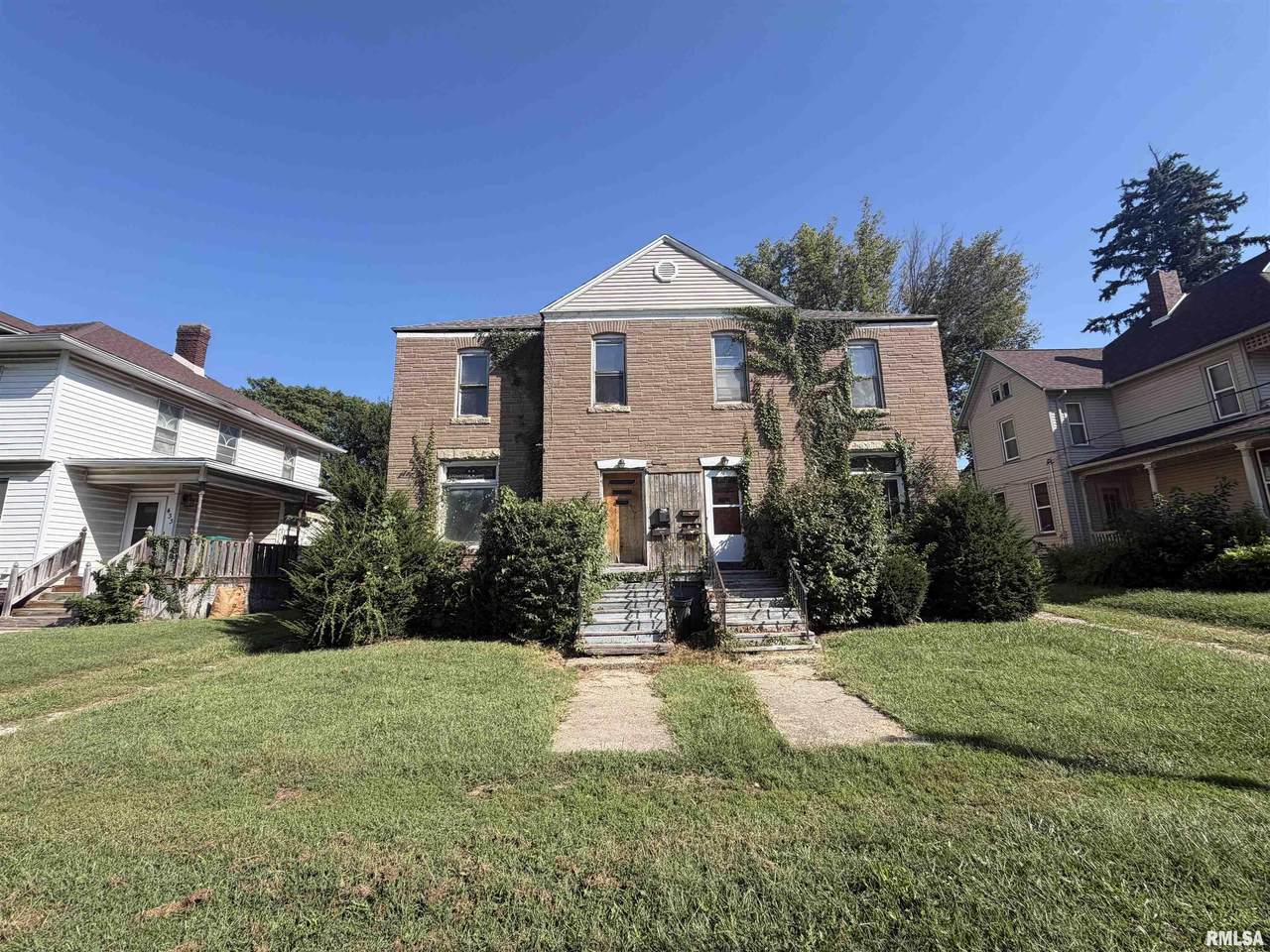 441 Grove Street - Photo 1
