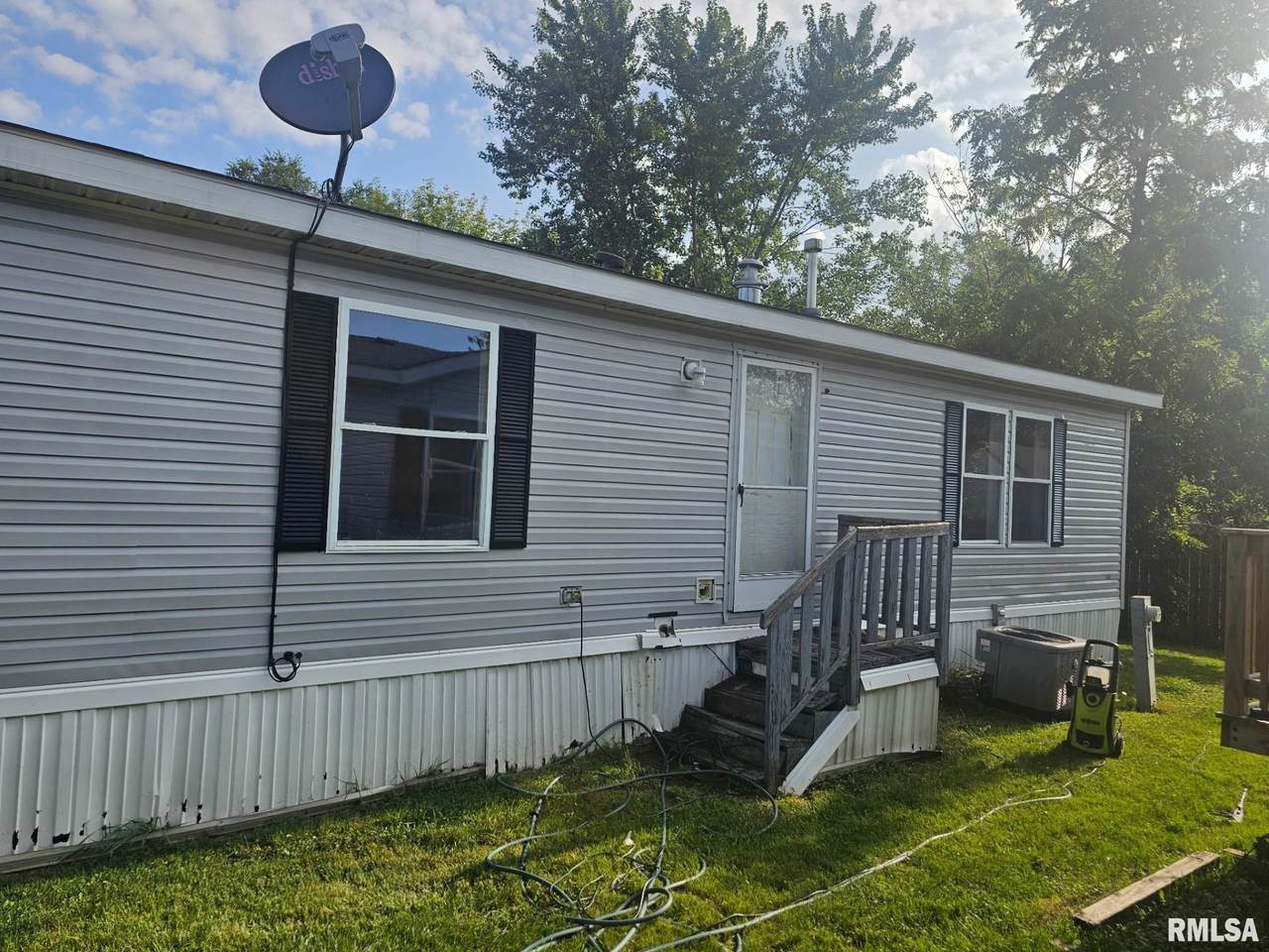 467 Linda Lane - Photo 1