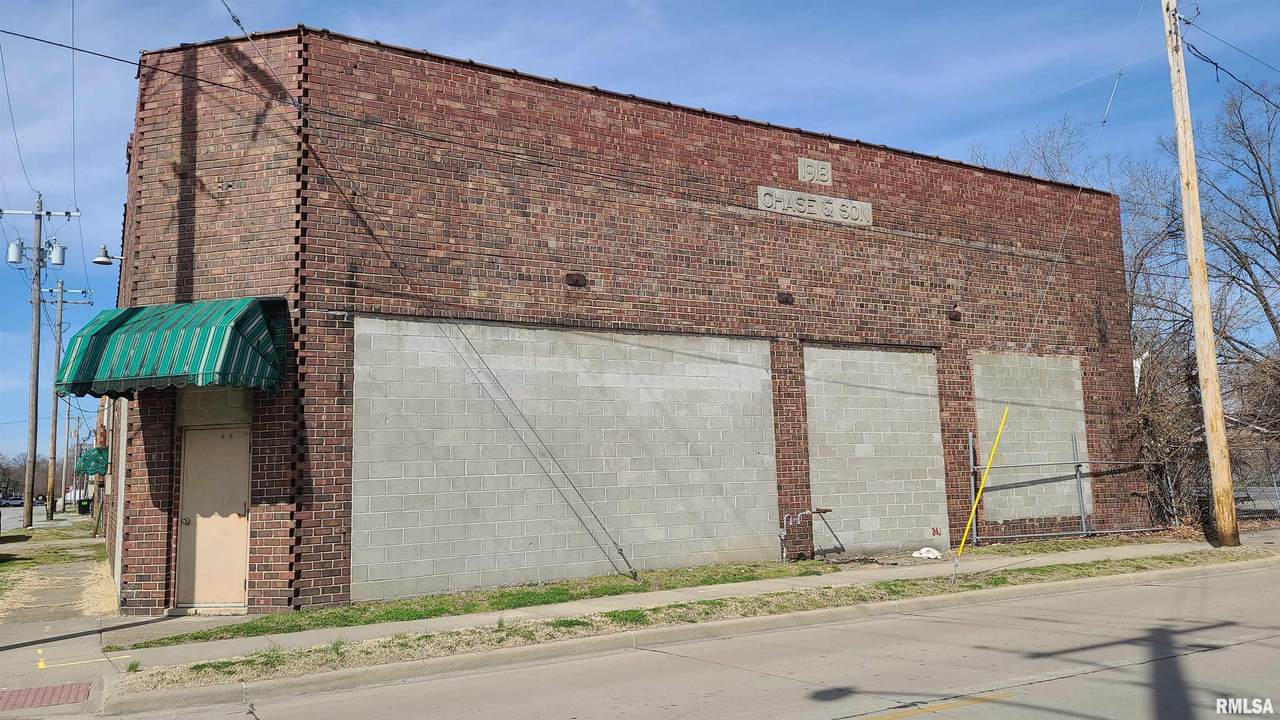 427 Granger Street - Photo 1
