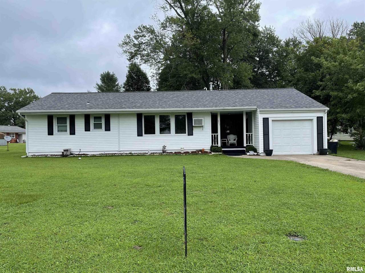 527 Tar Springs Drive - Photo 1