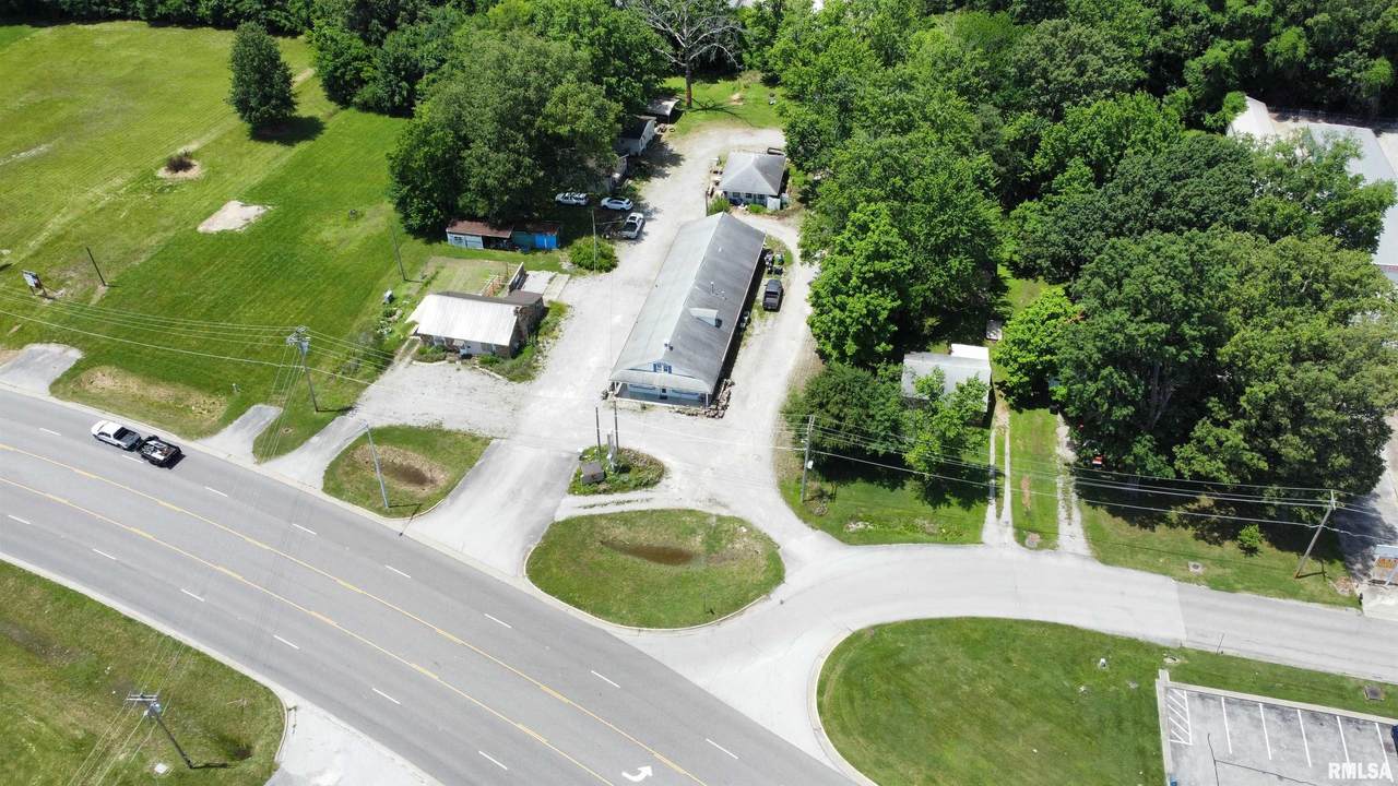 1531 5TH Street - Photo 1