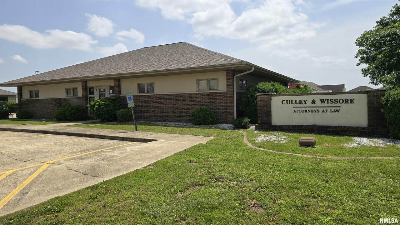 300 Small Street - Photo 1