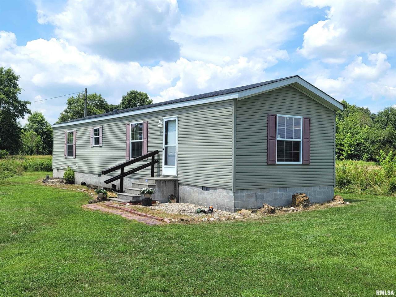 9105 Burkett Road - Photo 1