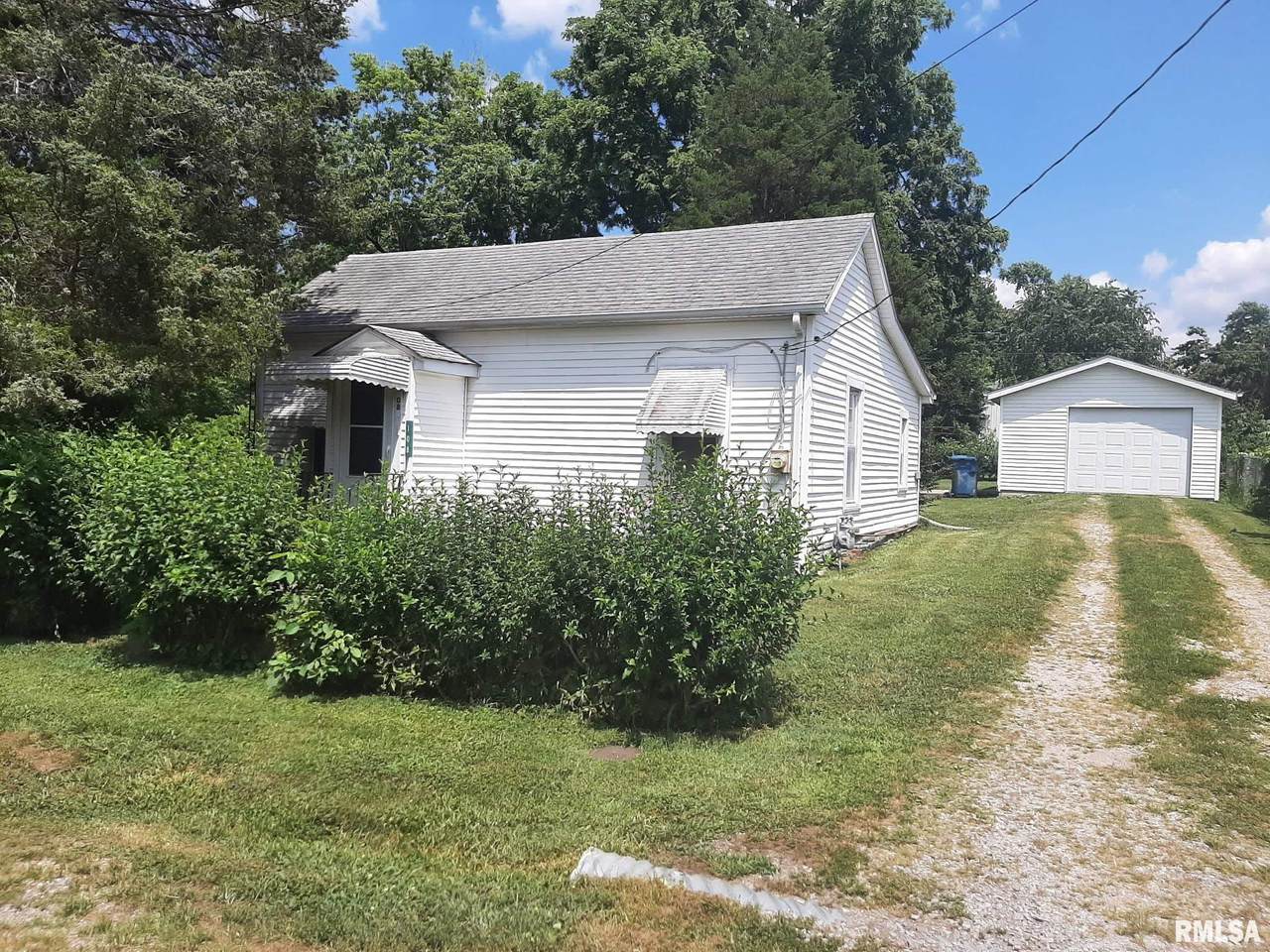 108 Newton Street - Photo 1