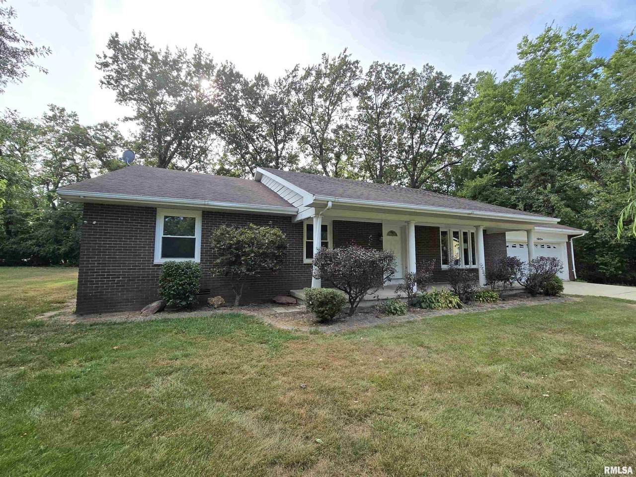 59 Sherwood Drive - Photo 1