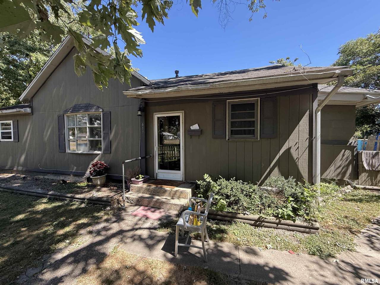 617 Walnut Street - Photo 1