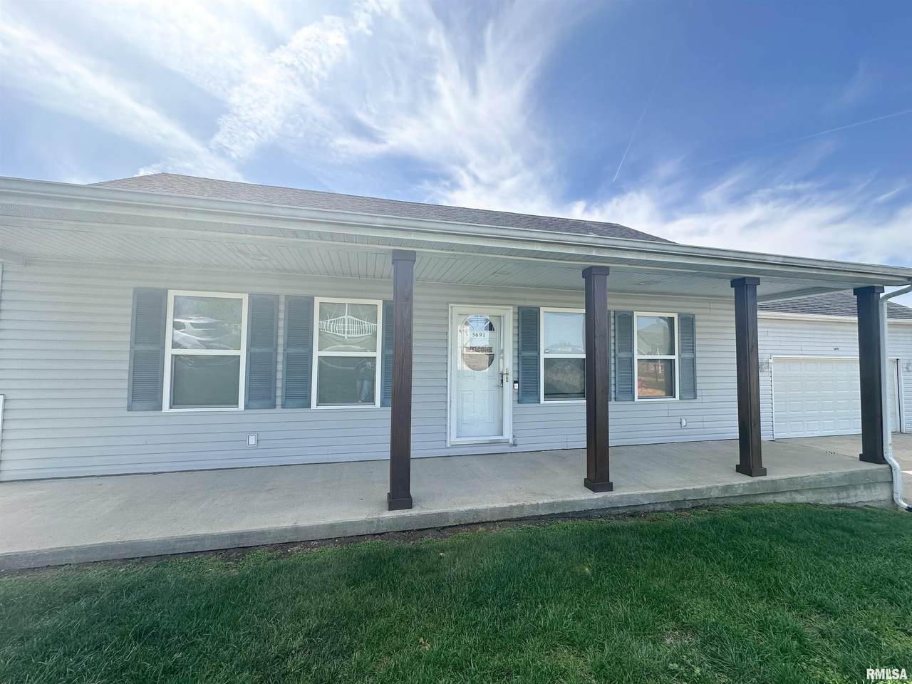 5691 Silver Fox Drive - Photo 1