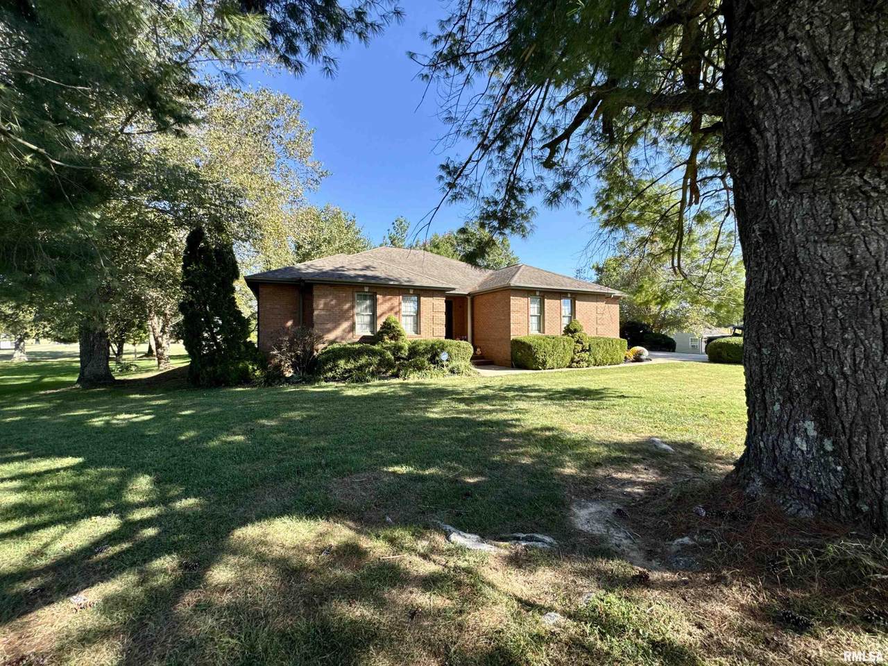 1801 Colonial Drive - Photo 1