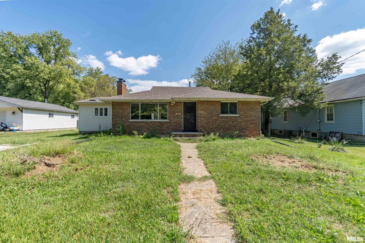 204 Fairview Avenue - Photo 1